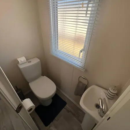 3 Bedroom Modern Caravan Sleeps Up To 8 Millom Exterior photo