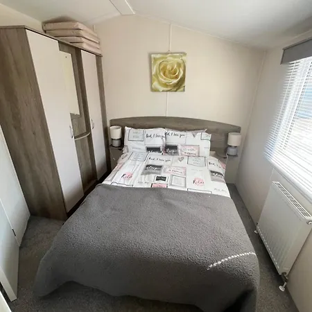 3 Bedroom Modern Caravan Sleeps Up To 8 Millom Exterior photo