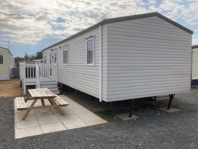 3 Bedroom Modern Caravan Sleeps Up To 8 Campsite Millom